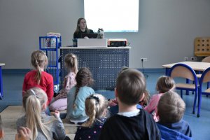 Na zdjęciu dzieci w czasie zajęć.