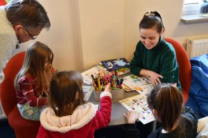 Na zdjęciu dzieci w czasie zajęć.