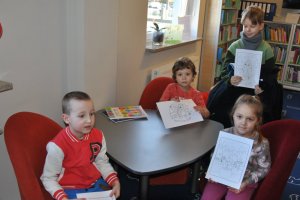 Na zdjęciu dzieci w czasie zajęć.