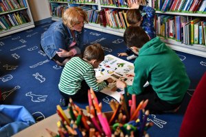 Na zdjęciu dzieci w czasie zajęć.