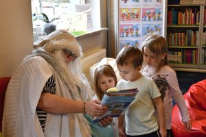 Na zdjęciu dzieci w czasie zajęć.