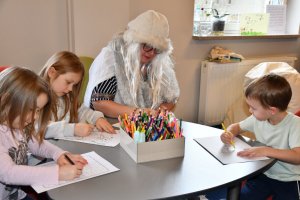 Na zdjęciu dzieci w czasie zajęć.