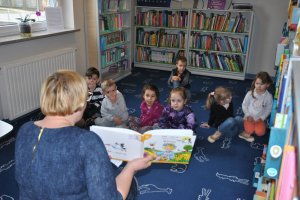 Na zdjęciu dzieci w czasie zajęć.