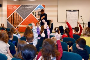 Na zdjęciu dzieci w czasie zajęć.