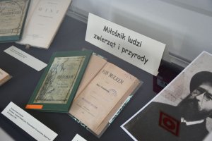 Na zdjęciu elementy wystawy.