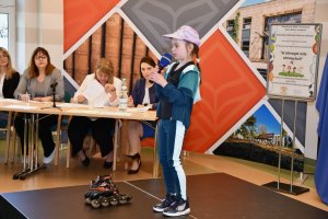 Na zdjęciu uczestnicy konkursu.