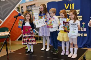 Na zdjęciu uczestnicy konkursu.