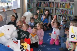 Na zdjęciu dzieci w czasie zajęć.