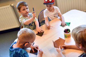 Na zdjęciu dzieci w czasie zajęć.