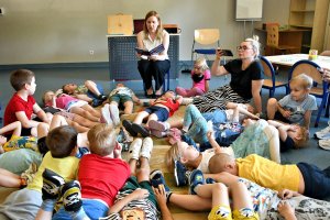 Na zdjęciu dzieci w czasie zajęć.