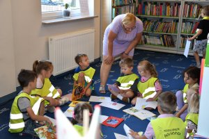 Na zdjęciu dzieci w czasie zajęć.