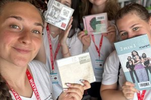 Na zdjęciu harcerze