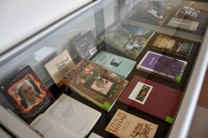 Na zdjęciu elementy wystawy.