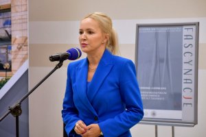 Na zdjęciu pani dyrektor Agnieszka Kuś.