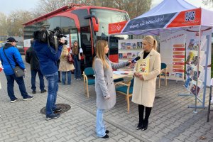 Na zdjęciu pani dyrektor Agnieszka Kuś.