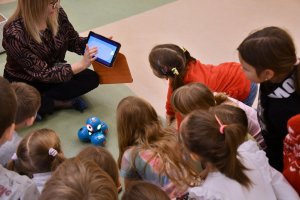 Na zdjęciu dzieci w czasie zajęć.