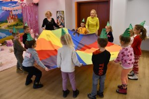 Na zdjęciu dzieci w czasie zajęć.