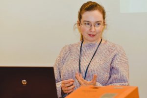 Na zdjęciu prowadzaca spotkanie