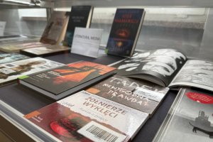 Na zdjęciu elementy wystawy