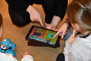 Na zdjęciu dzieci w czasie zajęć.