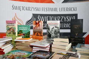 Na zdjęciu członkowie kapituły Świętokrzyskiej Nagrowdy Literackiej