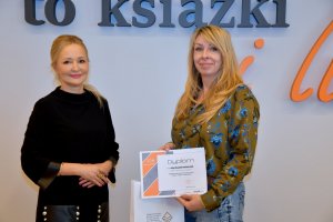 Na zdjęciu dyrektor biblioteki Agniezka Kuś