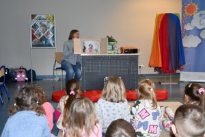 Na zdjęciu prowadzaca spotkanie