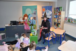 Na zdjęciu dzieci w czasie zajęć.