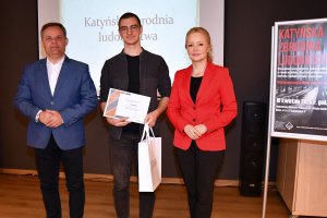 Na zdjęciu zwycięzca konkursu