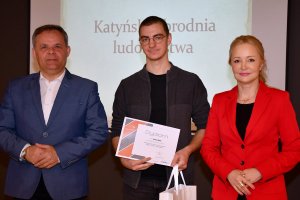 Na zdjęciu zwycięzca konkursu