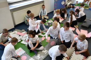 Na zdjęciu dzieci w czasie zajęć.