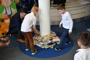 Na zdjęciu dzieci w czasie zajęć.