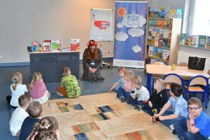 Na zdjęciu dzieci w czasie zajęć