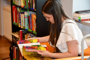 DSC_8055_CR_1200x800