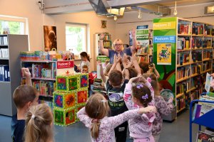 Na zdjęciu dzieci w czasie zajęć