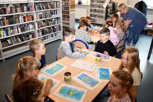 Na zdjęciu dzieci w czasie zajęć