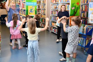 Na zdjęciu dzieci w czasie zajęć