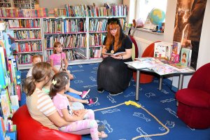 Na zdjęciu dzieci w czasie zajęć