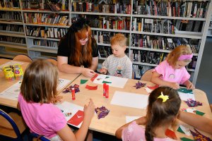 Na zdjęciu dzieci w czasie zajęć