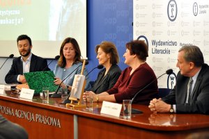 Rita Gombrowicz w czasie przemówienia
