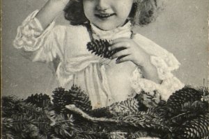 pocztówka na święta, choinka i śnieg